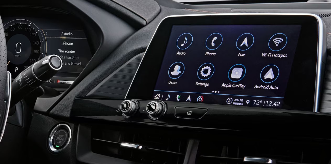 New 2024 Cadillac CT4 Technology Features